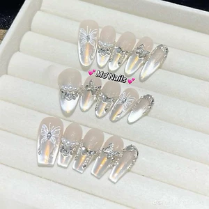 Nail Box Thiết Kế Mắt Mèo Cục Quang Sang Chảnh M164