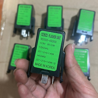 Rơ Le chớp xi nhan 3 chân Hàn Quốc cho xe Huyndai 1 tấn đến 5 tấn điện 12v,24v loại xịn, hàng chính hãng.