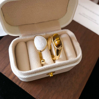 Nhẫn vàng 18k hổ mắt đá hình bầu dục mở, phong cách cổ điển sang trọng, đa năng
