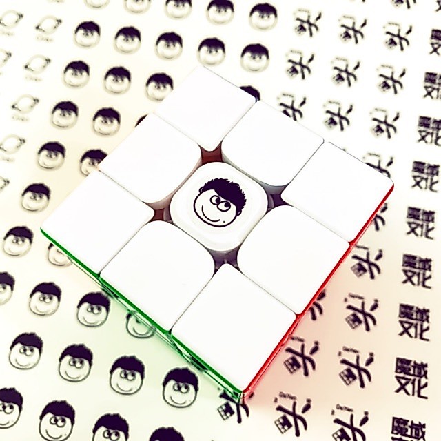 Sticker Logo dán rubik combo 3 chiếc trong suốt loại siêu đẹp – Sticker dán rubik cao cấp