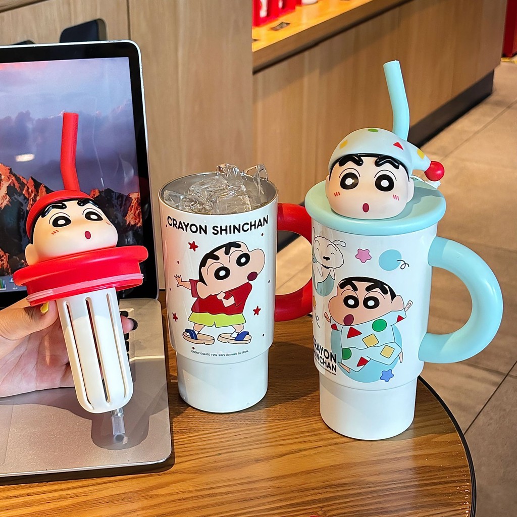 Cốc cầm tay Crayon Shin-chan Dễ dàng mang theo cốc nước vòi phun silicon búp bê độc lập