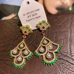 Thời Trang Hàn Quốc Phong Cách Mới Tua Rua Zircon Hoa Ánh Sáng Bông Tai Sang Trọng Bán Buôn