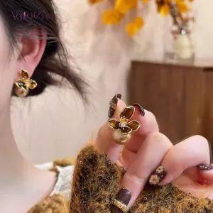 AqToCna Vintage Men Nâu Hoa Iris Bông Tai Ngọc Trai Cho Nữ Nhẹ nhàng Tính Khí Bông Tai Thời Trang Phụ Kiện Trang Sức Quà Tặng AqToCna