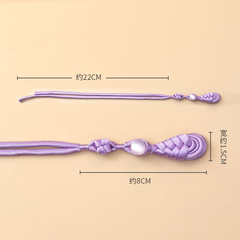 Sườn xám phong cách Trung Quốc với tấm nút đính hạt ngọc pipa và phụ kiện trang trí handmade
