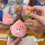 Spike Price Long Worm Peach Doll Creative Caterpillar Peach Doll Giá trị cao có thể giấu nhẫn bất ngờ Quà tặng thú nhận kỷ niệm * & & -