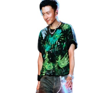 Cùng phong cách áo sơ mi ngắn tay cổ tròn mùa hè, thời trang và thoải mái hàng ngày