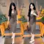 Hàng hóa Châu Âu Váy hai mảnh cao cấp 2025 Phong cách mới Thời trang màu trơn thon gọn hơn Thiết kế xẻ đôi Váy hông + Váy ngoài