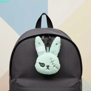 QEARY Halloween Plushie, Thỏ Gothic Nhỏ Gọn Mềm Mại, Búp Bê Quirky Màu Trơn Handmade-look Fluffy Stitch Bunny Key Organizer