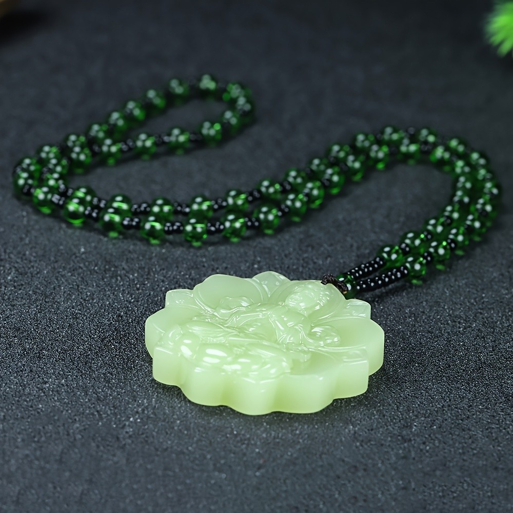 Vòng cổ đá quý xanh tự nhiên hình tượng Guanyin trên sen - Phong cách thanh lịch, tinh thần độc đáo