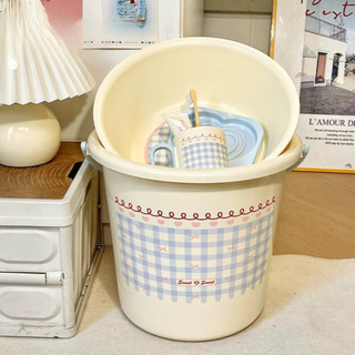 Combo Xô Tắm Chậu Rửa Mặt Kèm Giỏ Đựng Đồ Đa Năng Họa Tiết Caro Dễ Thương Chất Liệu Nhựa PP Cao Cấp