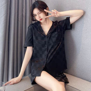 Bộ Đồ Ngủ Lụa Băng Mẫu Mới Mùa Hè Năm 2025 Nữ Phong Cách Hàn Quốc Quần Short Ngắn Tay Mùa Hè Mỏng Bộ Đồ Mặc Nhà Cao Cấp