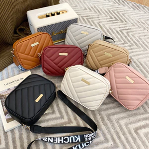 Túi đựng máy ảnh dải cuộn Messenger Túi điện thoại di động Nữ phong cách mới Túi vuông nhỏ Túi đeo vai