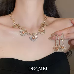 Sang Trọng Đính Kim Cương Rỗng Hình Quạt Vòng Cổ Bông Tai Bộ Pháp Retro Phong Cách Tòa Án Xương Đòn Dây Chuyền Tiệc Đầm Vòng Cổ 2026-6-11