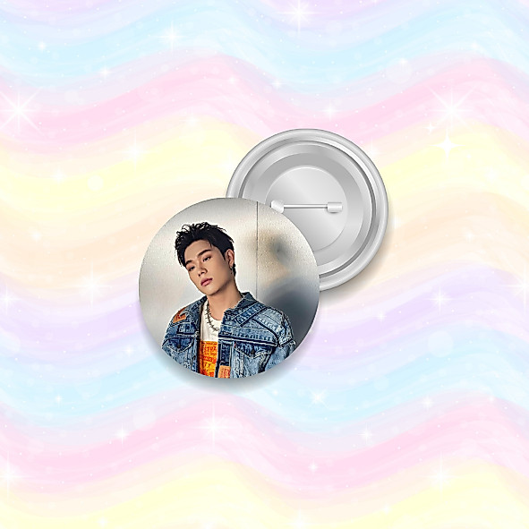 Huy hiệu cài áo/badge/pin album ca sĩ Dương Domic (đọc miêu tả)