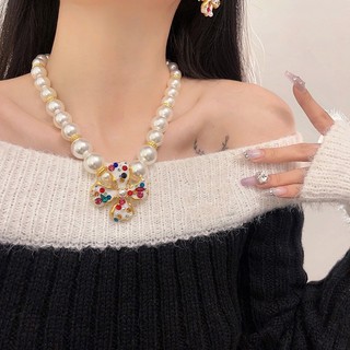 Vòng cổ ngọc trai Pháp sang trọng, phù hợp cho xương đòn