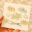 Set Charm Gắn Dép Biển Vàng Ánh Nắng Sao Biển Vỏ Sò Cá Biển Trong Suốt Trang Trí Dép Cao Cấp