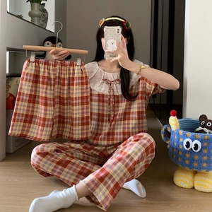 Bộ ba món đồ ngủ áo ngắn tay, quần đùi và quần dài; trang phục ở nhà ngọt ngào, cổ bẻ rộng, viền ren xinh xắn