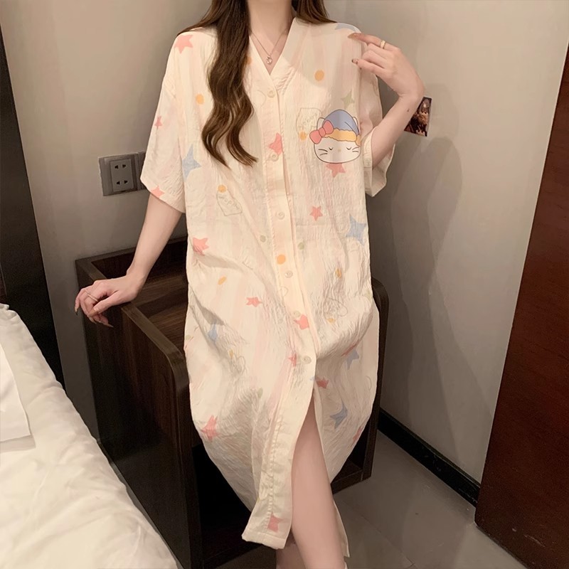 Váy ngủ dáng dài cổ chữ V form rộng, chất liệu bông mây cao cấp có hàng khuy - Phong cách tối giản sang trọng