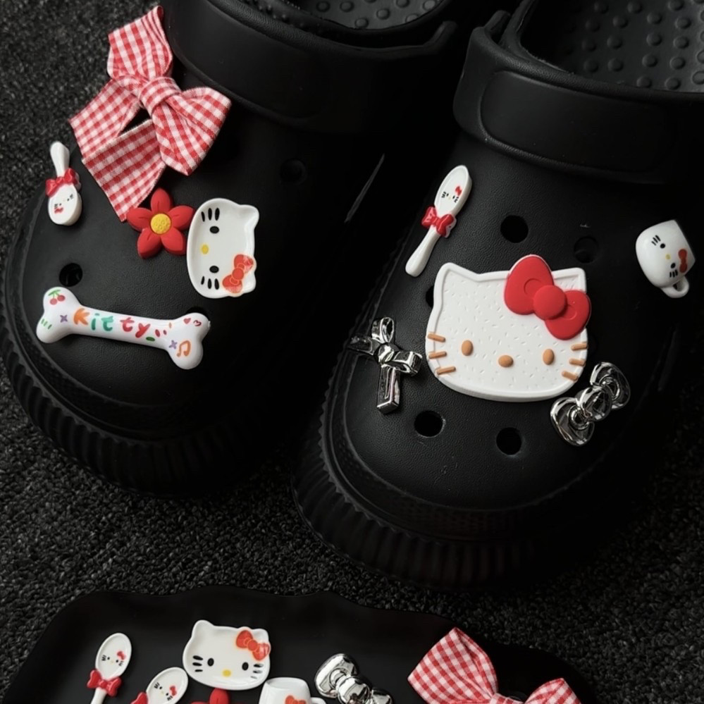 Hellokitty Lỗ Giày Phụ Kiện Dễ Thương Nơ Giày Hoa Thích Hợp Cho crocs Khóa Giày Cao Cấp Sense Giày Lỗ Hoa Khóa Giày Busch Khóa Giày Zhibixing Khóa Giày Có Thể Tháo Rời Khóa Giày ins Giày Hoa
