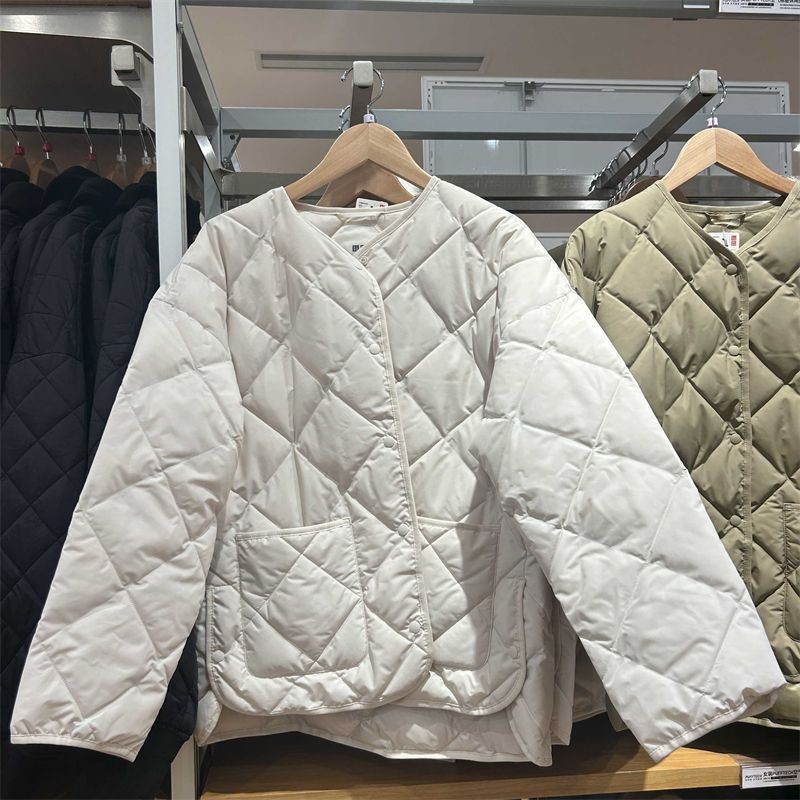 Áo khoác cotton cổ tròn họa tiết kim cương, phù hợp mùa thu đông