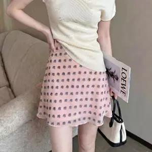 Không khí mùa hè 2026 Tính khí thanh lịch Phù hợp với Slim-fit Slimmer Look Floral Ski