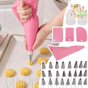 1 Bộ Túi Ống Bánh - Có Vòi Phun Inox Nhiều Mảnh - Phụ Kiện Làm Bánh Gia Đình - Bộ Trang Trí DIY Bánh Sinh Nhật - Có Thể Tái Sử Dụng, Bền Đẹp / Miễn Phí Ship