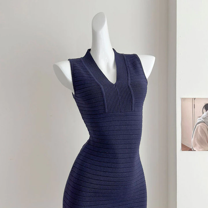 Đầm vest đan cổ V màu yến mạch cho phụ nữ, đầm ngắn ôm sát eo mùa xuân, đầm ôm hông định hình cơ thể