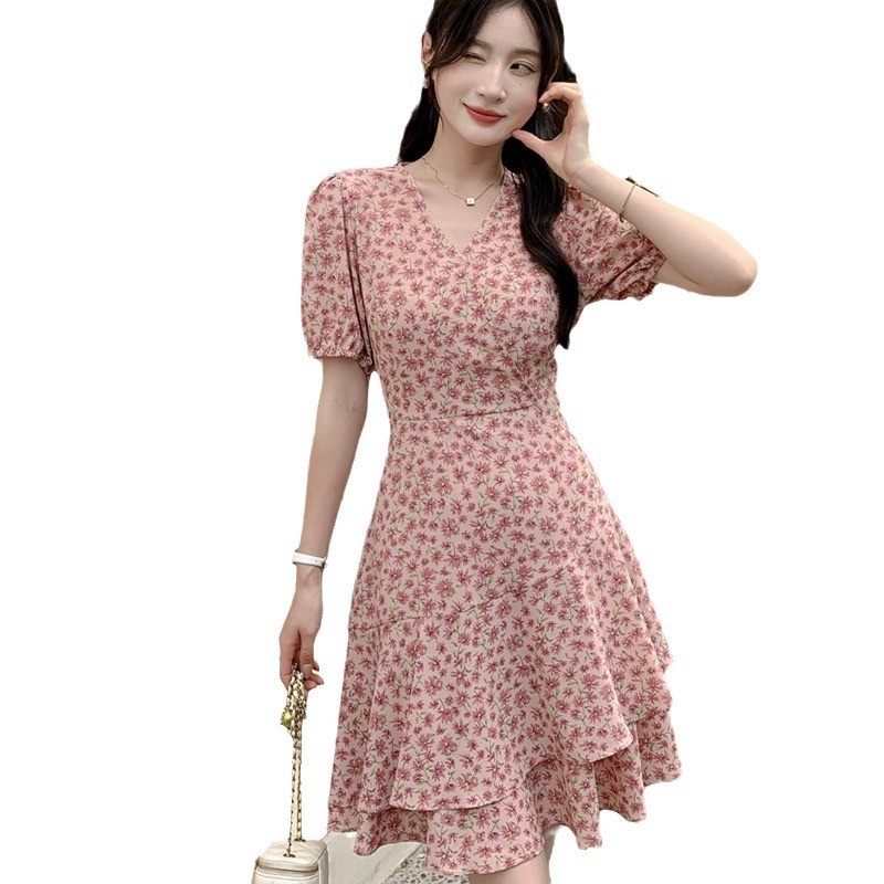 Đầm in hoa, phong cách cổ điển và dịu dàng, mẫu mới mùa hè, thắt eo, tay phồng, cổ chữ V, đầm ngắn tay
