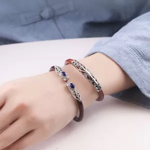 Tây Tạng Tự Nhiên Gà Hoang Dã Máu Nho Vòng Tay Nguyên Chất Handmade Tây Tạng Vòng Tay Bạc Đơn Giản Phong Cách Mới Tây Tạng Bening Năm Vòng Tay Bằng Gỗ 26.3.22