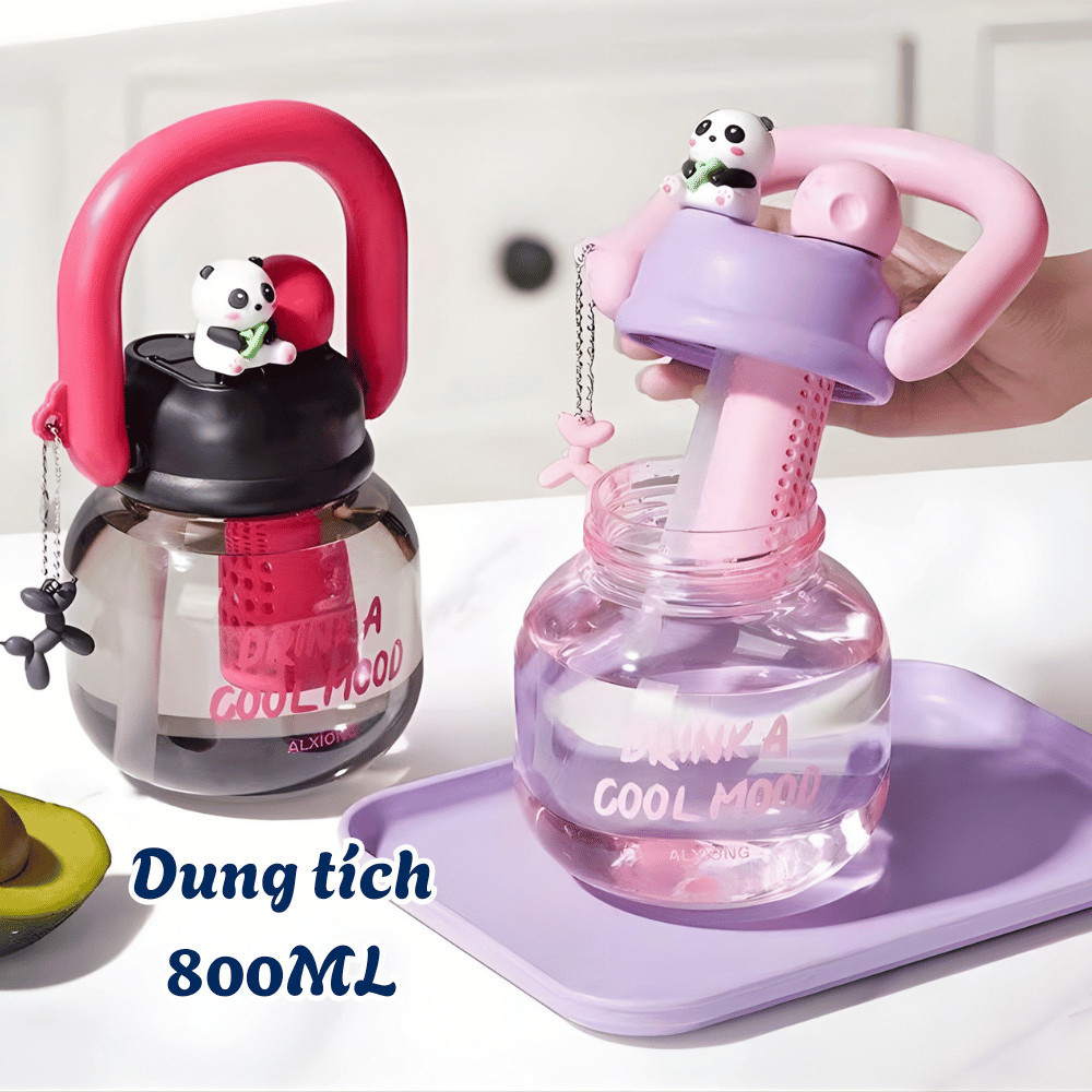 Bình Nước Gấu Trúc Dễ Thương Có Ống Hút HOMIE, Bình Uống Nước Có Lõi Lọc, Quai Xách Kèm Charm 800ml