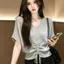 Tay áo búp bê cổ chữ V kiểu Pháp Dây rút không đều Áo len lụa băng dành cho nữ Mùa hè Phong cách mới Slim-fit thon gọn hơn