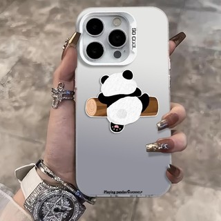 Ốp Lưng iPhone Hình Gấu Trúc Leo Cây Ngộ Nghĩnh - Tương Thích 16/15/14/13/12/11 Pro Max, XS Max, X