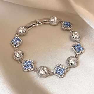 Full Kim Cương Bốn Lá Vòng Tay Cỏ Ba Lá Nữ 2026 Khổng Lồ Đẹp Vòng Tay Ánh Sáng Sang Trọng Cao Cấp Niche Tinh Tế Vòng Tay Hoa Hồng Nữ