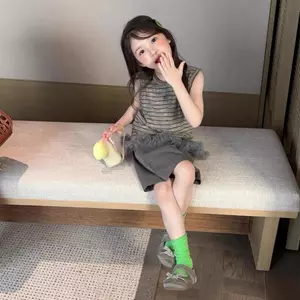 Bé gái (90-130) Áo sọc xám thời trang phong cách mới mùa hè + Quần short ren