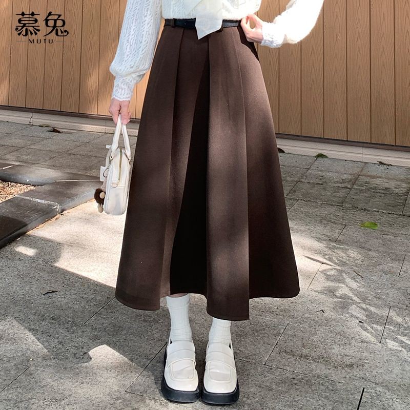 Mutu Pháp Retro Xếp Ly Váy Nữ Mùa Xuân 2026 Phong Cách Mới Cao Cấp Ôm Hơn Nhìn Giữa Chiều Dài Len Chữ a Váy