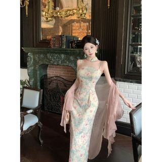 Váy sườn xám phong cách Trung Hoa mới dành cho các cô gái mùa hè, có cổ yếm kiểu dáng thanh lịch