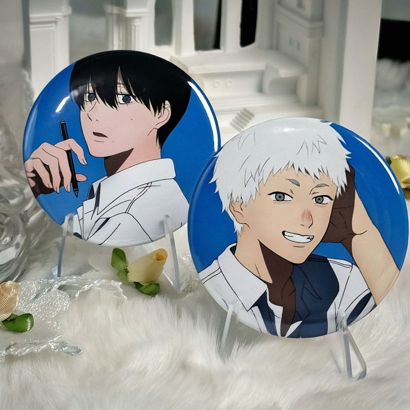 Huy hiệu mùa hè Hikaru chết 58mm Thiết kế màu xanh kim loại chống gỉ Trang trí cho túi The Summer Hikaru Died Badge