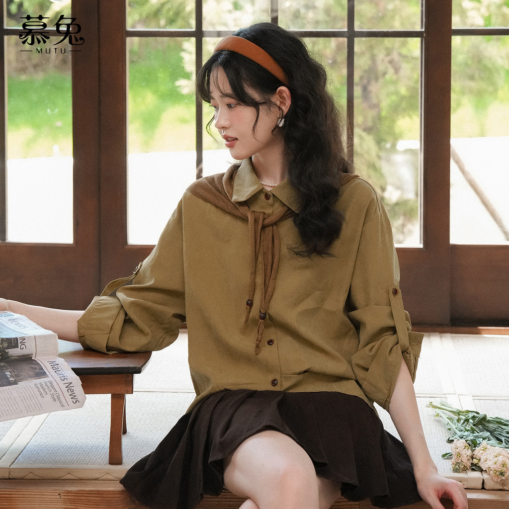 Mutu Retro Phong Cách Hồng Kông Áo Sơ Mi Dài Tay Nữ Mùa Xuân 2026 Phong Cách Mới Thiết Kế Độc Đáo Phù Hợp Với Khăn Choàng Rời Top