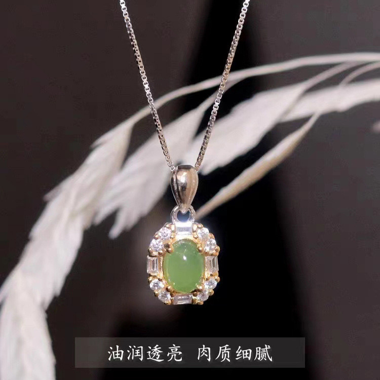 Vòng cổ mặt dây chuyền tinh tế pha lê xanh