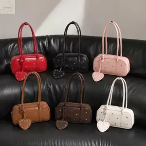 Túi Đeo Vai Niche AWNGD, Ngôi Sao Đinh Tán Bóng Trái Tim Boston Túi Xách, Thời Trang Da PU Retro Đơn Giản Nách Túi Đi Lại Túi Tote