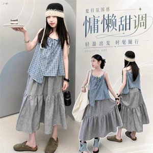 Áo Vest nữ ca rô mùa hè phong cách mới cho trẻ em Áo yếm không đều