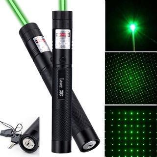Bút laser màu xanh lá cây. Thích hợp cho việc chiếu laser kiến ​​trúc và hướng dẫn mô hình. Được trang bị khóa an toàn.