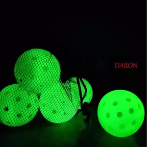 Bóng Pickleball dạ quang DARON, Bóng đèn xanh 40 lỗ Đèn LED phát sáng Pickleball, Bóng Pickleball bền chạy bằng pin 74MM Phát sáng trong bóng tối Bóng Pickleball Lovers