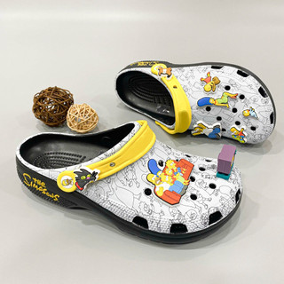 Dép sục classic Dinas Simpsons nam nữ và trẻ em cao cấp, Sục simpsons tặng kèm set jibbitz trang trí, sục màu trắng đen