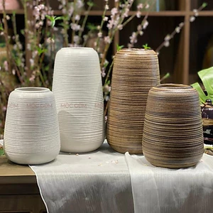 Bình Hoa Gốm Sứ Bát Tràng Men Mộc Dáng Vò Vân Ganh Nổi Trang Trí Phòng Khách Đẹp Gomdecortsc