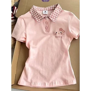 Áo thun nữ cổ polo màu hồng họa tiết kẻ sọc và hình hoạt hình, tay ngắn dáng slim fit
