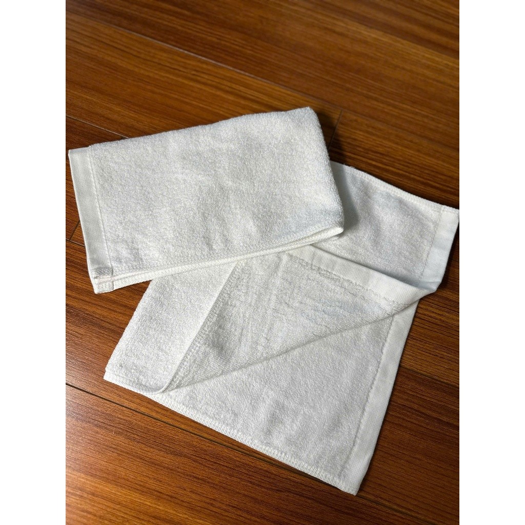 Set 10 Khăn Mặt Vuông Cotton Màu Trắng – Kích Thước 30x30cm, Mềm Mịn, Thấm Hút Tốt, Phù Hợp Gia Đình & Spa