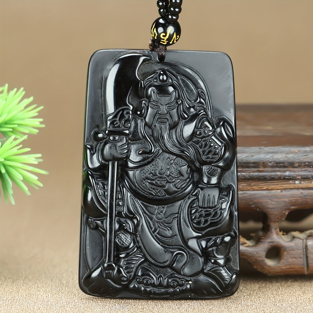 Mặt dây chuyền obsidian thanh lịch, làm từ đá tự nhiên, là bùa hộ mệnh mang ý nghĩa tinh thần mạnh mẽ.