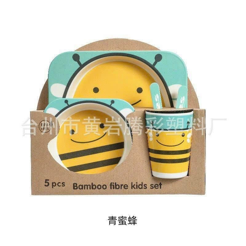 Set 5 Món Đồ Ăn Dặm Cho Bé Bằng Than Tre An Toàn Dễ Thương