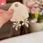 Men tráng men cao cấp dát hoa kim cương, thiết kế thích hợp, bông tai thời trang và đa năng, nhẹ nhàng khí chất
